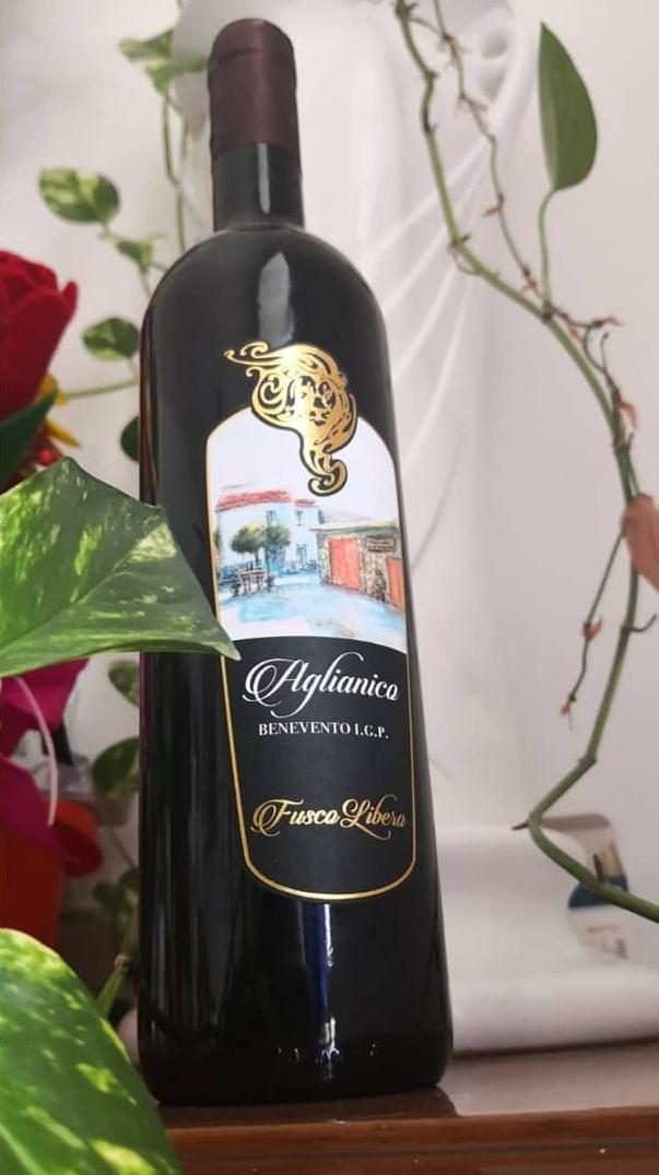 Bottiglia Aglianico Riserva
